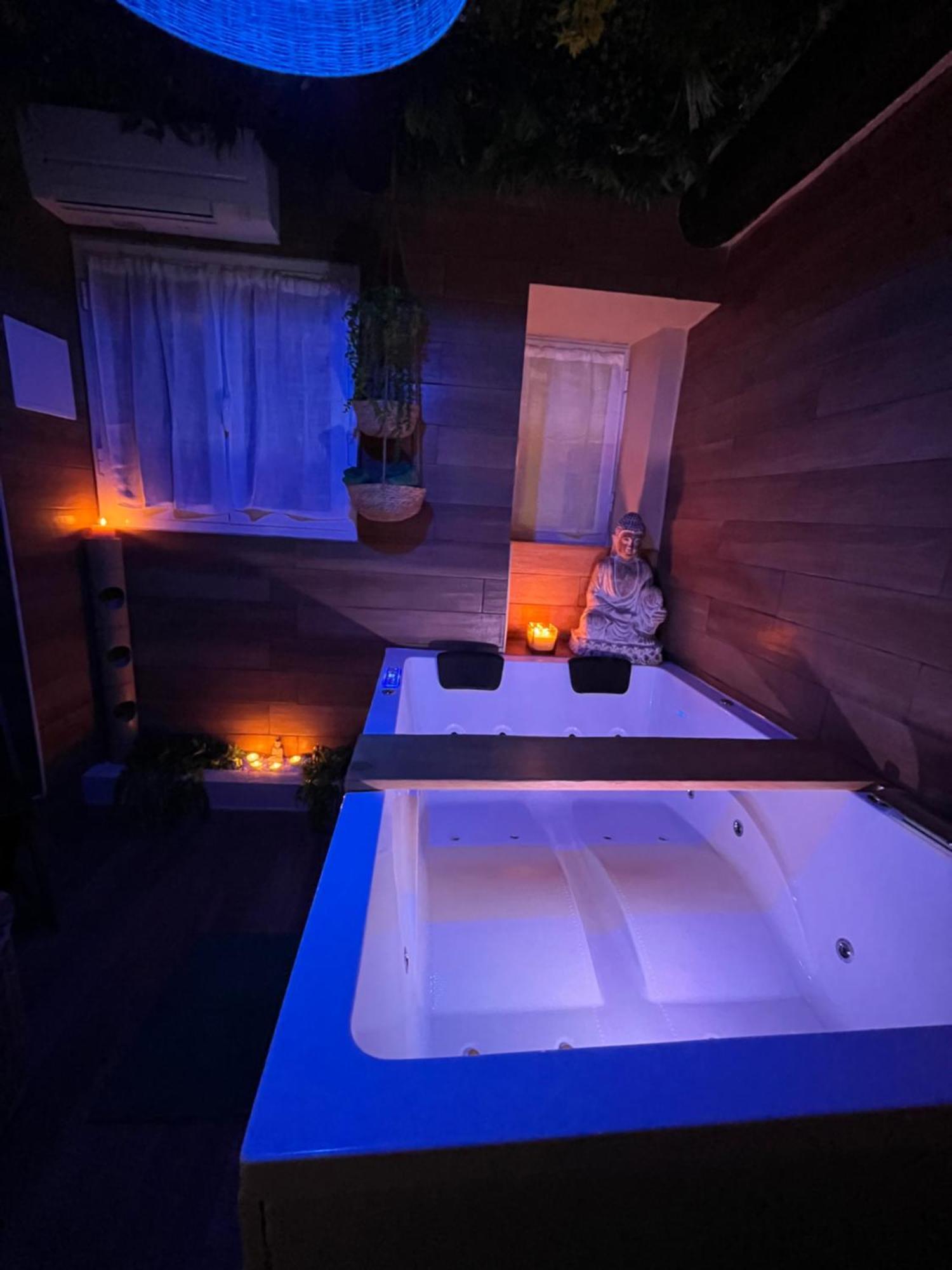 Apartament Le Balneo Jacuzzi Vieil Antibes Safranier Zewnętrze zdjęcie