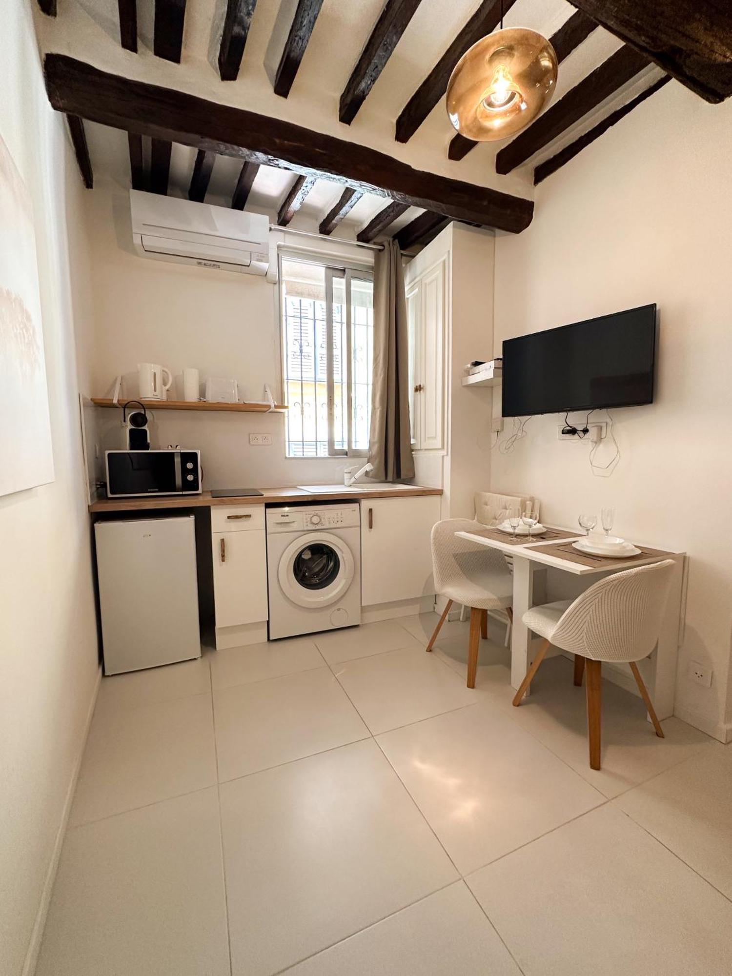 Apartament Le Balneo Jacuzzi Vieil Antibes Safranier Zewnętrze zdjęcie